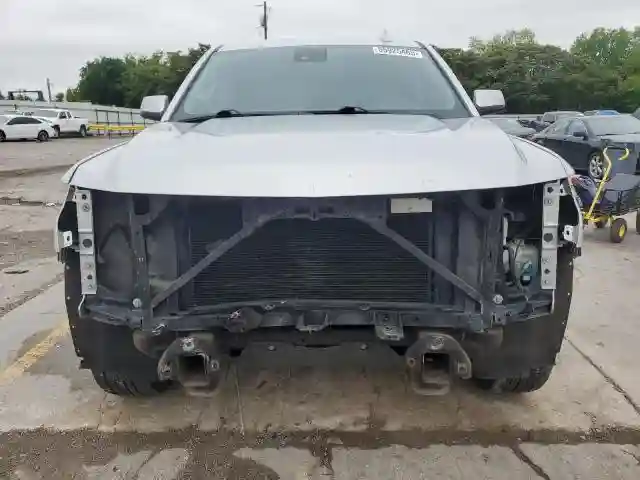 1GNSKHKCXKR140247 2019 CHEVROLET SUBURBAN-4