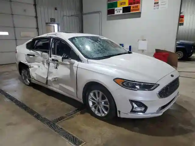 3FA6P0SU0KR158384 2019 FORD FUSION-3