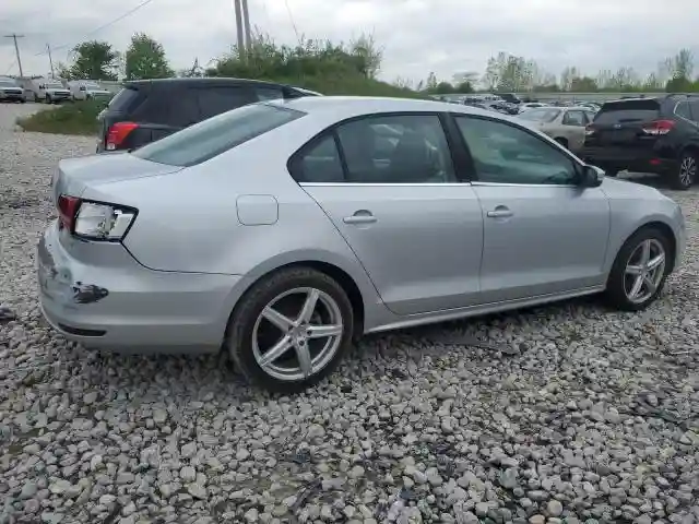 3VWD07AJ0FM252092 2015 VOLKSWAGEN JETTA-2