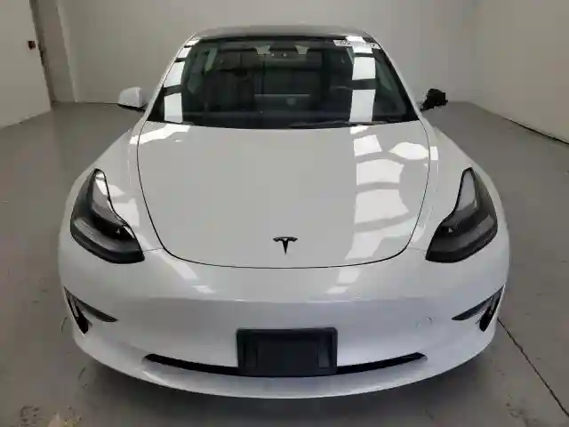 5YJ3E1EA7PF428472 2023 TESLA MODEL 3-4