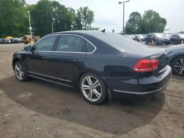1VWBT7A34FC027157 2015 VOLKSWAGEN PASSAT-1
