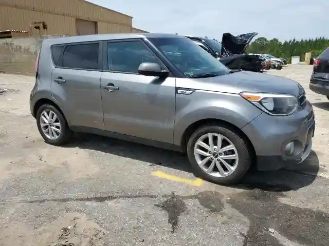 KNDJP3A58J7513081 2018 KIA SOUL-3