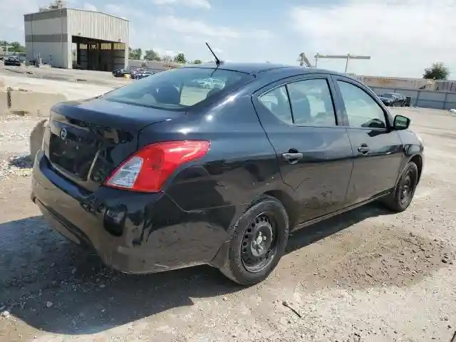 3N1CN7AP9JL842393 2018 NISSAN VERSA-2