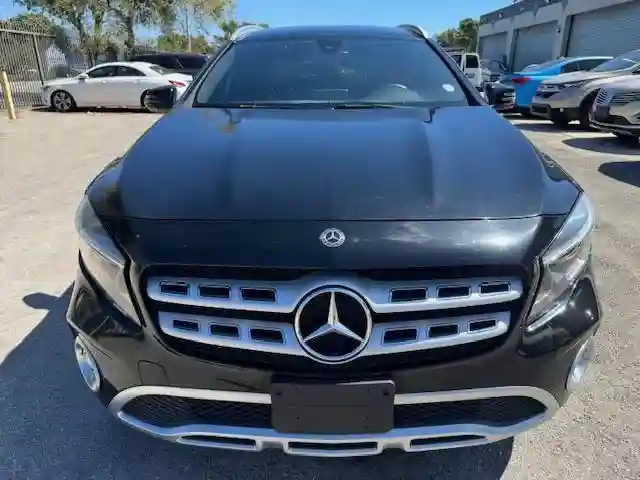 WDCTG4EB3JJ450631 2018 MERCEDES-BENZ GLA-CLASS-4