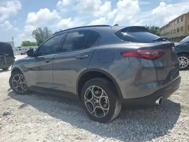 ZASPAJAN8M7D12681 2021 ALFA ROMEO STELVIO-1