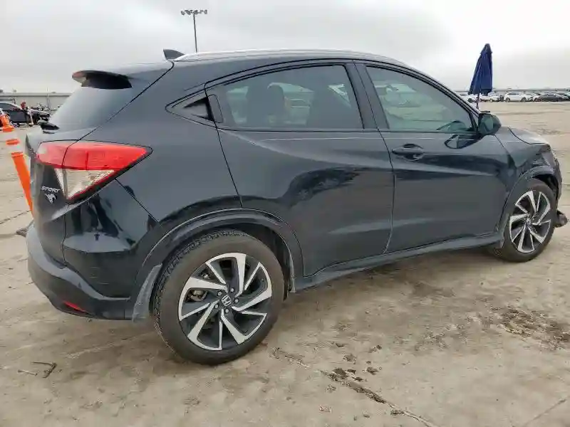 3CZRU5H16KG701883 2019 HONDA HR-V-2