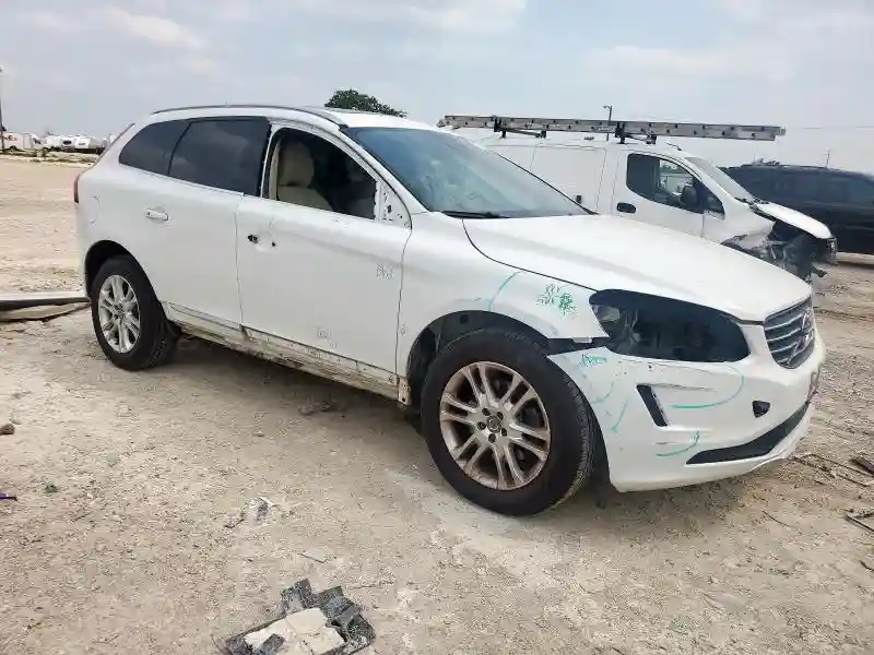 YV440MDK6F2741025 2015 VOLVO XC60-3