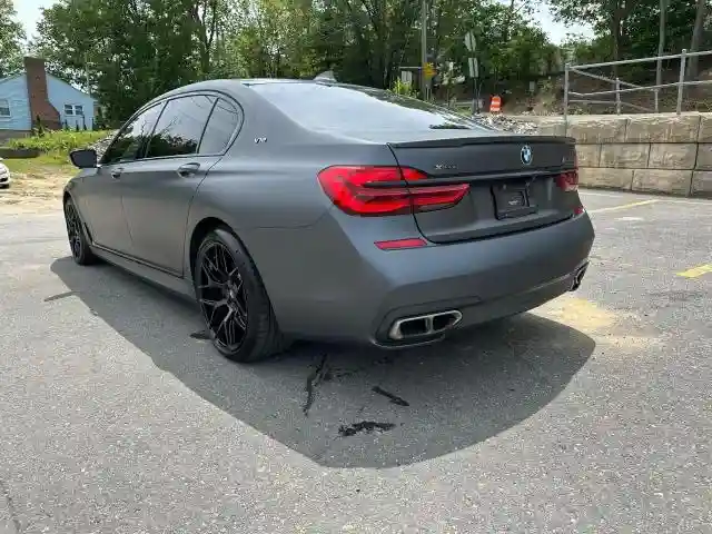 WBA7H6C54JG614931 2018 BMW M7-1
