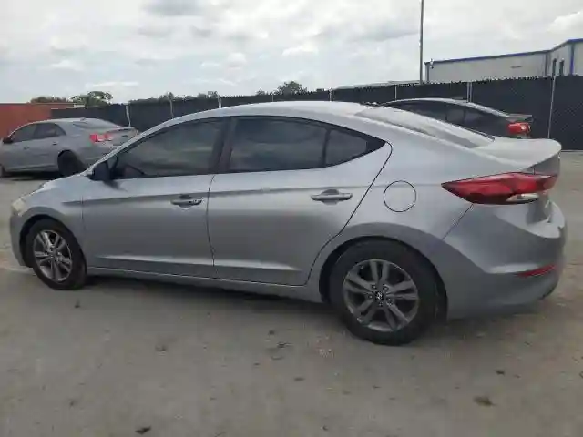 5NPD84LF7HH032007 2017 HYUNDAI ELANTRA-1