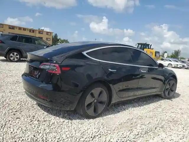 5YJ3E1EA4KF306547 2019 TESLA MODEL 3-2