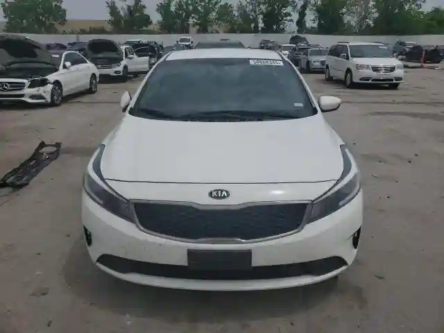 3KPFK4A75HE054310 2017 KIA FORTE-4