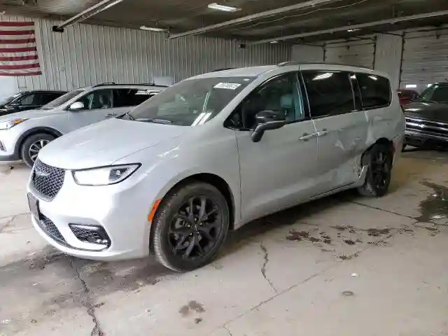 2C4RC3BG6RR153981 2024 CHRYSLER PACIFICA-0