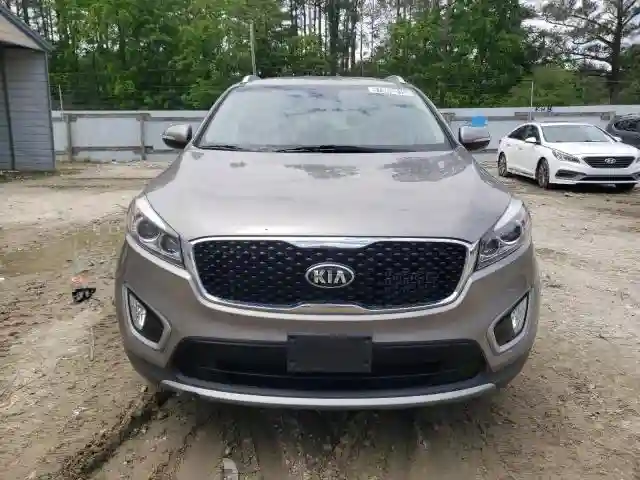 5XYPH4A16JG386912 2018 KIA SORENTO-4