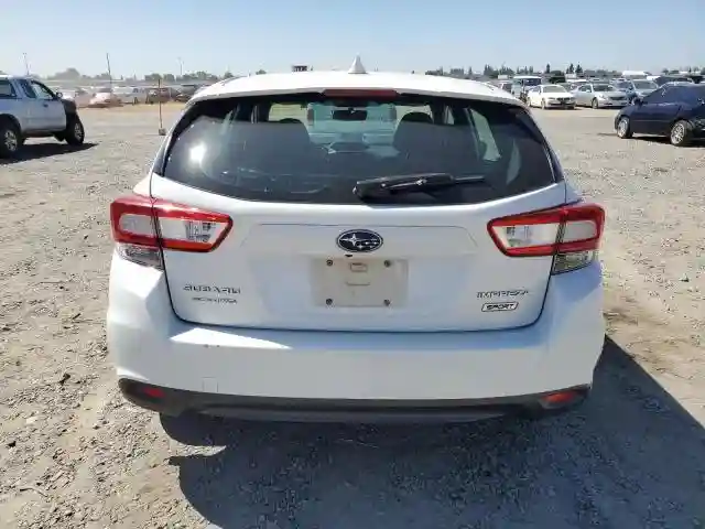4S3GTAK65J1744900 2018 SUBARU IMPREZA-5