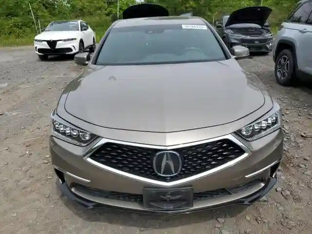 JH4KC2F98KC000152 2019 ACURA RLX-4