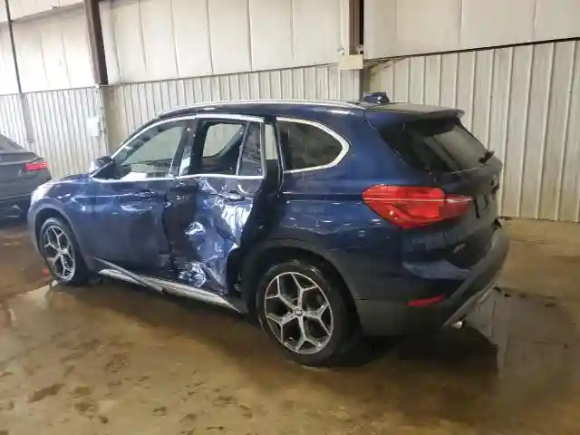 WBXHT3C54K5L37881 2019 BMW X1-1