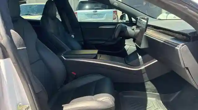 5YJSA1E64MF447124 2021 TESLA MODEL S-4