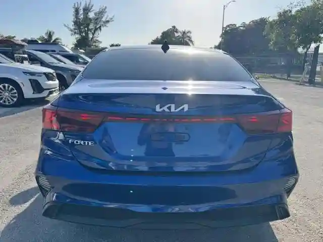 3KPF24AD4NE464503 2022 KIA FORTE-5