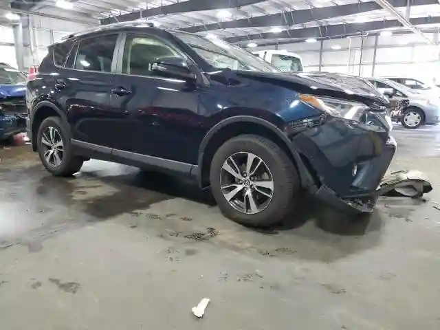 JTMRFREV3JD239857 2018 TOYOTA RAV4-3