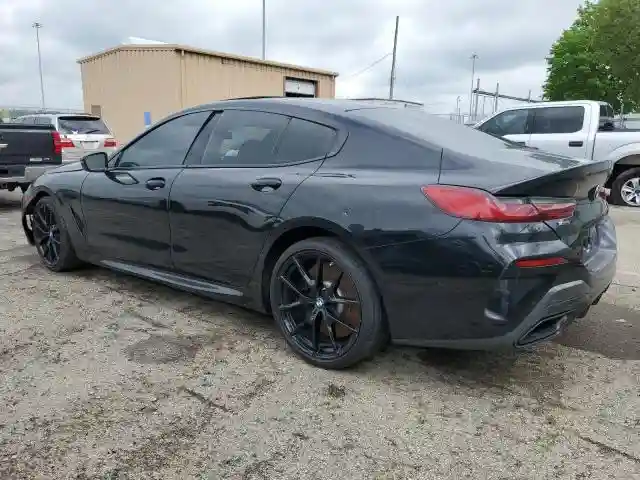 WBAGV8C02NCK08667 2022 BMW M8-1