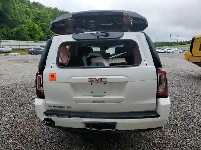 1GKS1FKC2JR214201 2018 GMC YUKON-5