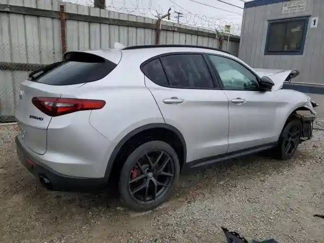 ZASPAJAN0K7C71850 2019 ALFA ROMEO STELVIO-2