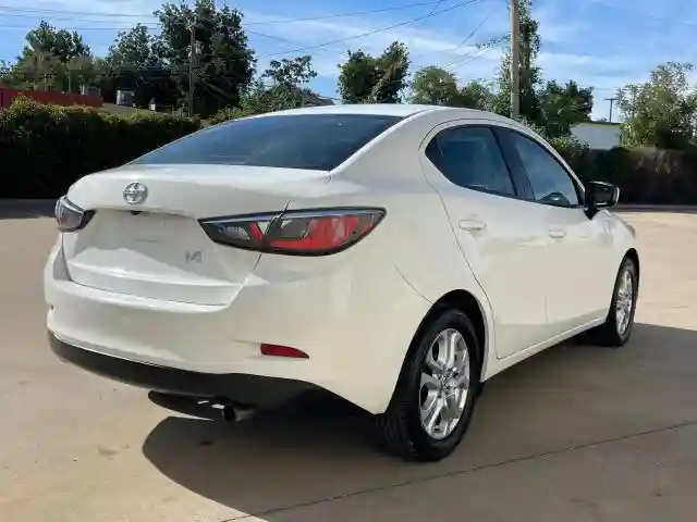 3MYDLBZV1GY131376 2016 TOYOTA SCION-3