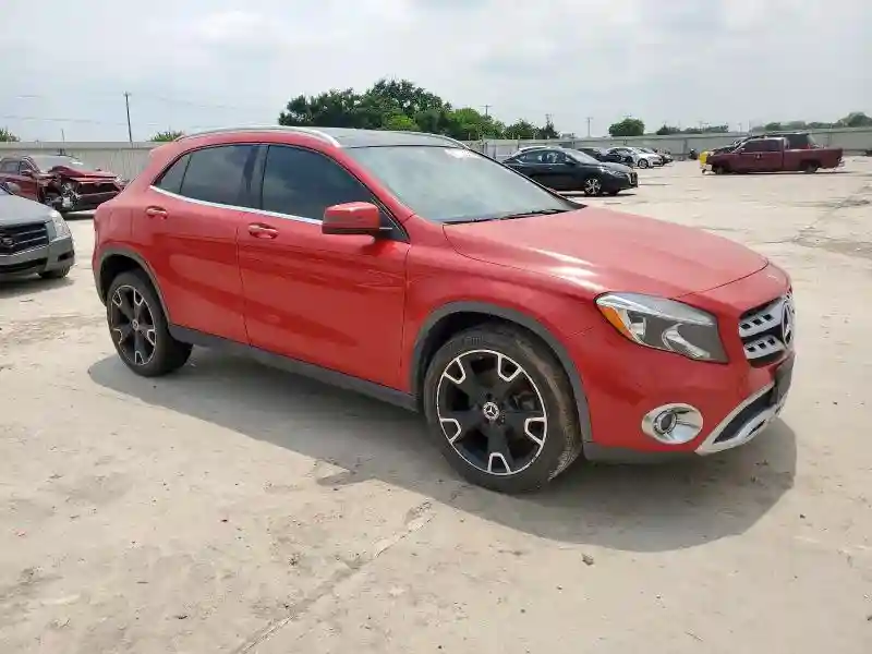 WDCTG4EB1JJ455424 2018 MERCEDES-BENZ GLA-CLASS-3