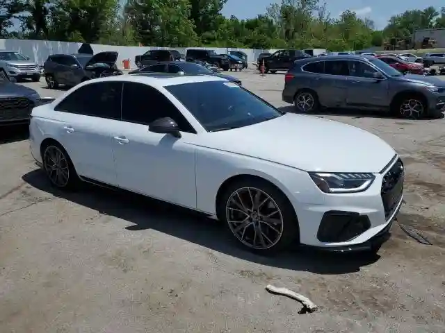 WAUB4AF48PA008863 2023 AUDI S4/RS4-3
