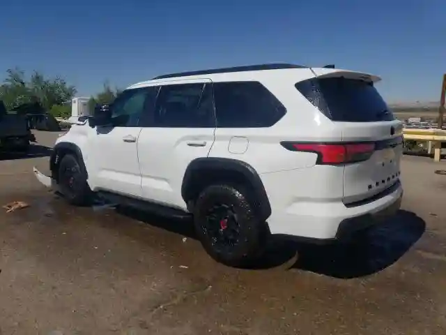 7SVAAABA1RX032219 2024 TOYOTA SEQUOIA-1