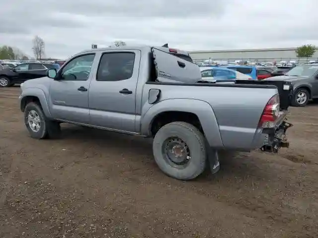 3TMLU4EN5FM174536 2015 TOYOTA TACOMA-1