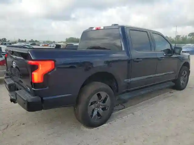 1FT6W3L7XRWG19735 2024 FORD F150 LIGHT-2