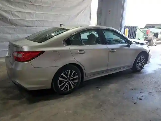 4S3BNAC68J3039578 2018 SUBARU LEGACY-2