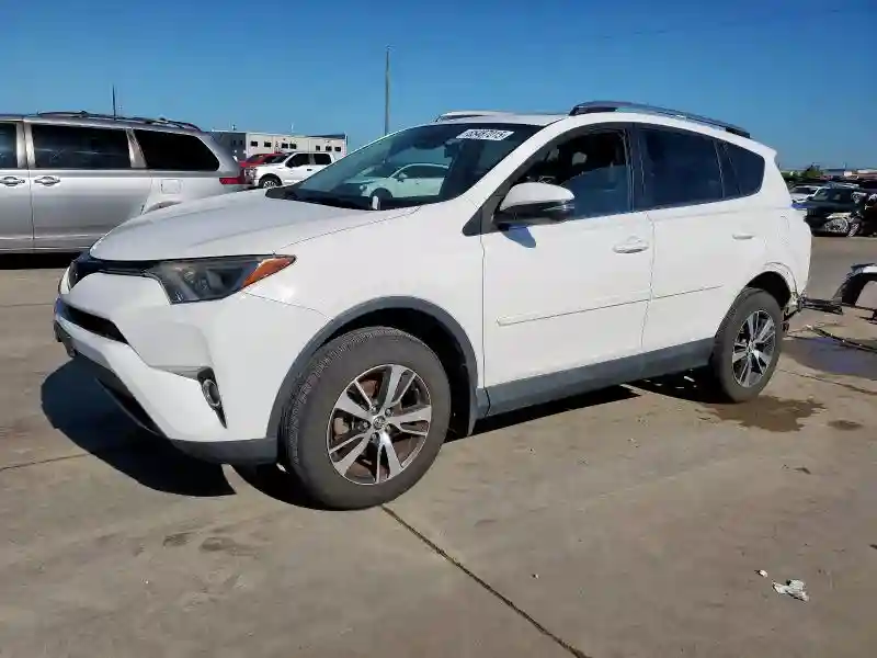 2T3RFREV8JW806390 2018 TOYOTA RAV4-0