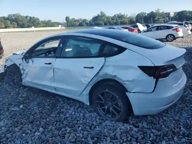 5YJ3E1EB1MF045812 2021 TESLA MODEL 3-1