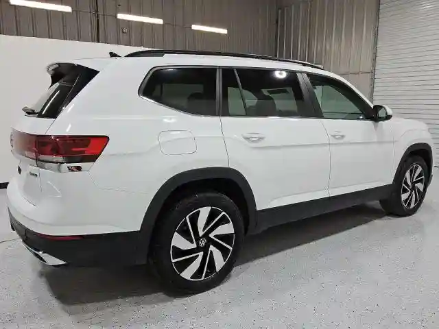 1V2HR2CA1RC546860 2024 VOLKSWAGEN ATLAS-2