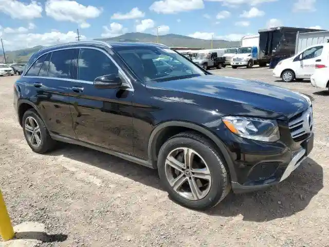 WDC0G4JB6HF210995 2017 MERCEDES-BENZ GLC-CLASS-3