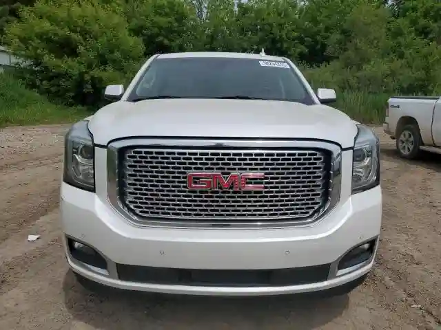 1GKS2HKJ0HR116527 2017 GMC YUKON-4