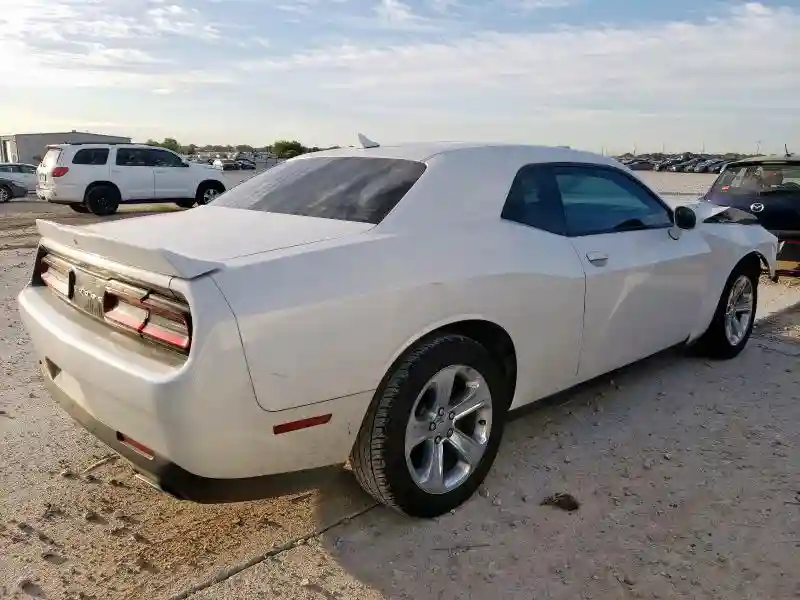 2C3CDZAG7GH108143 2016 DODGE CHALLENGER-2