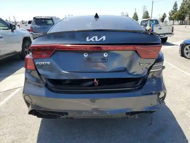 3KPF54AD5PE657933 2023 KIA FORTE-5