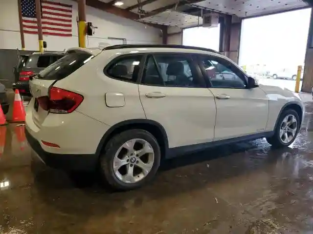 WBAVL1C5XFVY31671 2015 BMW X1-2