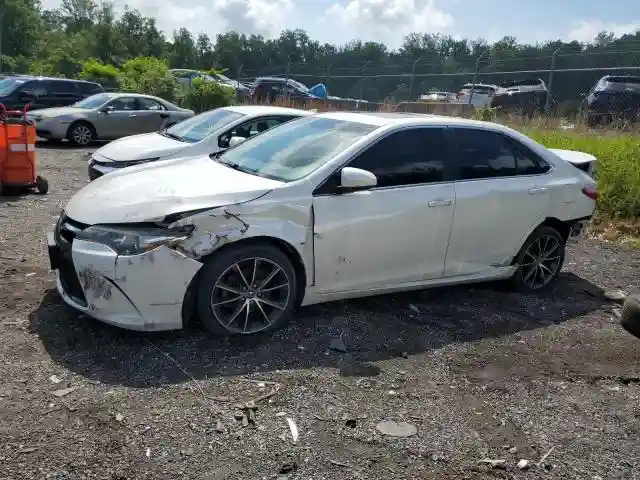 4T1BF1FK0HU388515 2017 TOYOTA CAMRY-0