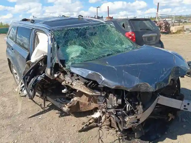 5TDJKRFH7FS186786 2015 TOYOTA HIGHLANDER-3