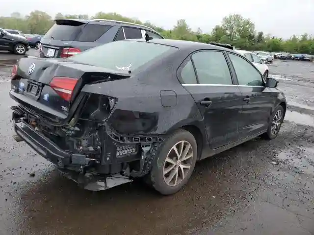 3VWDB7AJ7JM263903 2018 VOLKSWAGEN JETTA-2