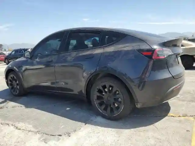 7SAYGDEEXRA237667 2024 TESLA MODEL Y-1