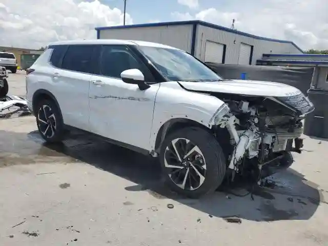 JA4J4VA84RZ082618 2024 MITSUBISHI OUTLANDER-3