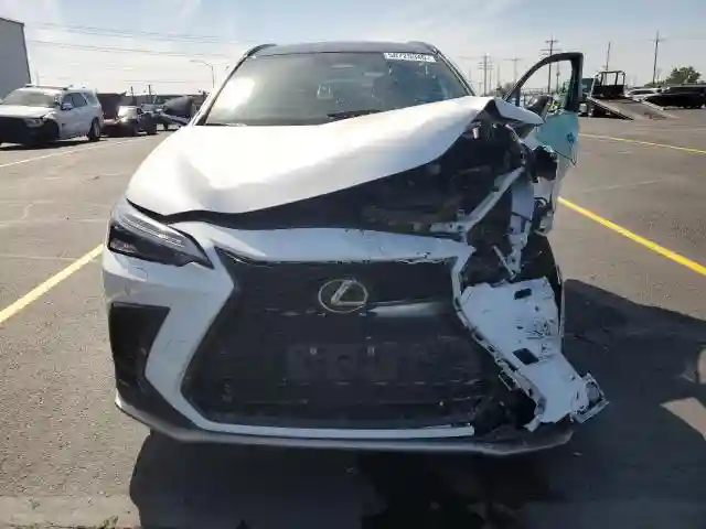 2T2KGCEZ9RC040301 2024 LEXUS NX 350 LUX-4