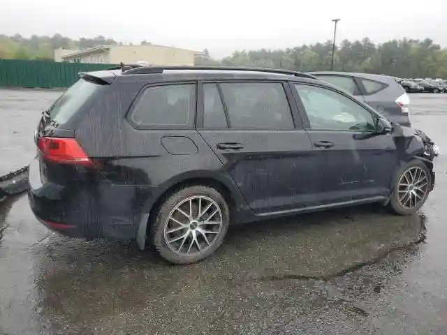 3VWC17AU0HM528910 2017 VOLKSWAGEN GOLF-2