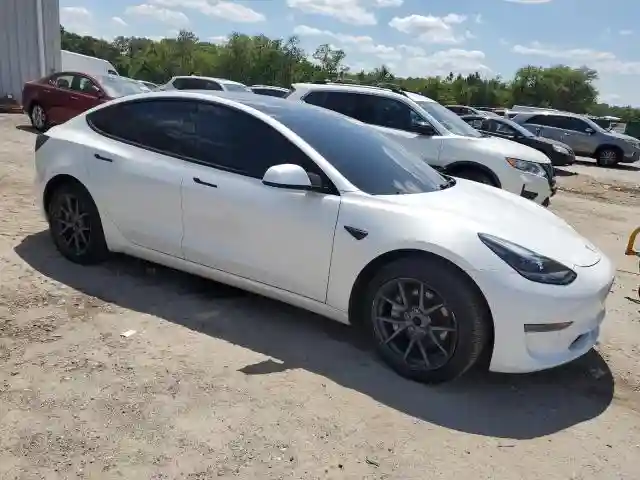 5YJ3E1EA3MF085641 2021 TESLA MODEL 3-3
