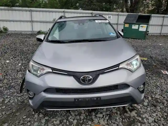 JTMRFREV3JD230625 2018 TOYOTA RAV4-4